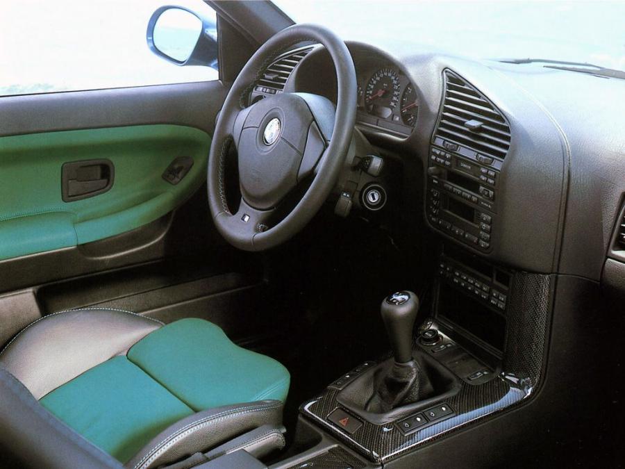 Интерьер BMW M3 Convertible (E36) 1994 года  (WW) (фото 9 из 23)